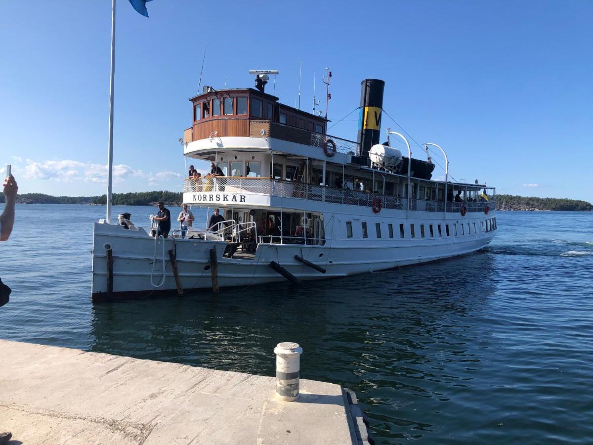 Semesterhus I Stockholms Skaergard, Runmaroe Vaermdoe Namdo Eksteriør bilde